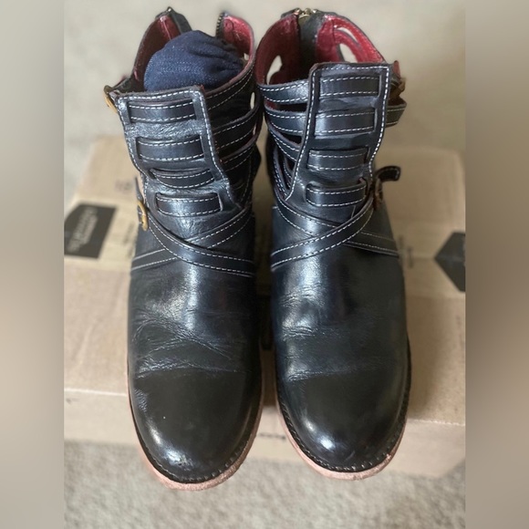 Freebird by Steven Black Croc Combo Stair Booty - Picture 2 of 6